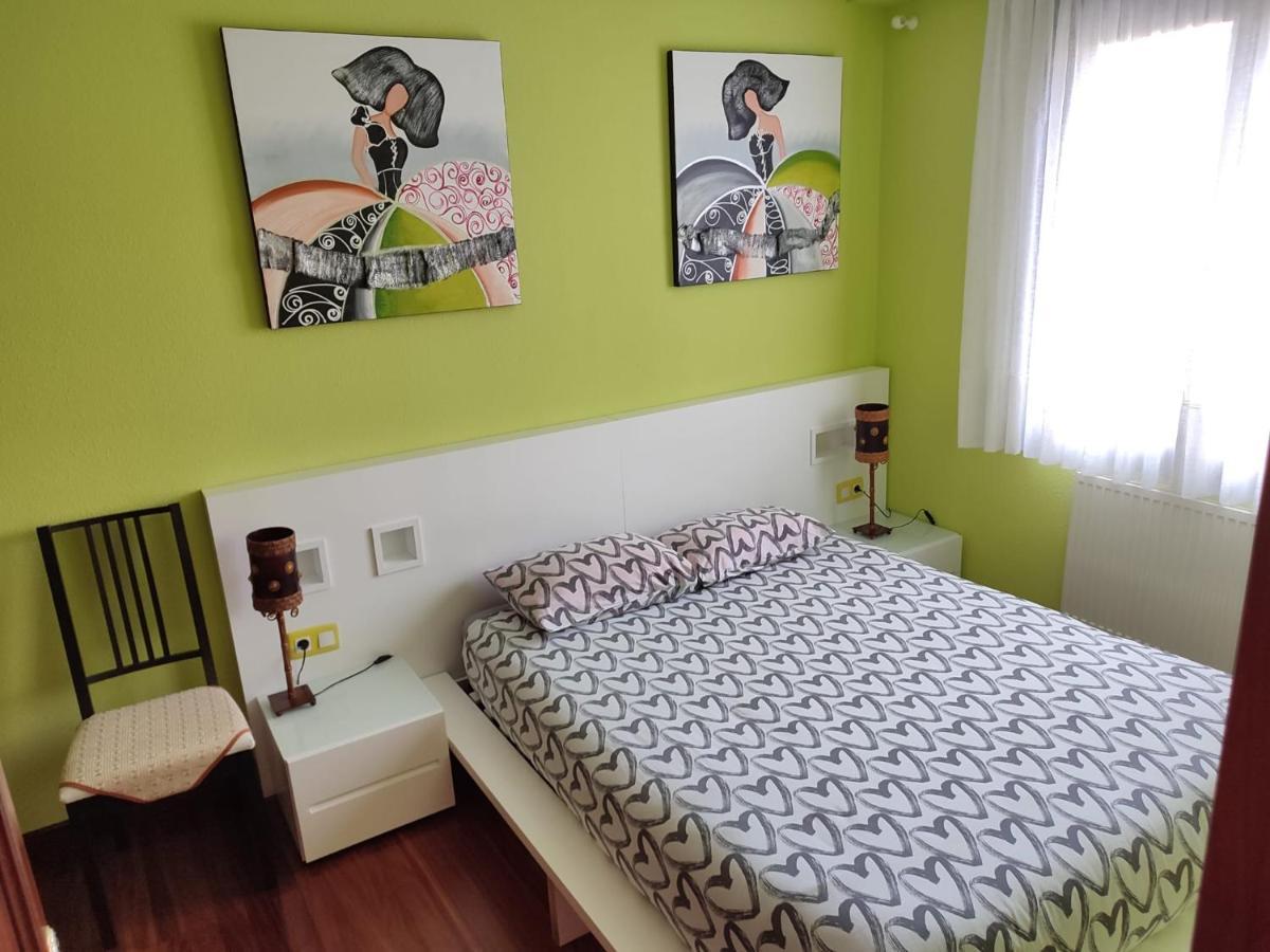 Apartamento Con Piscinas Castro Urdiales Exterior foto